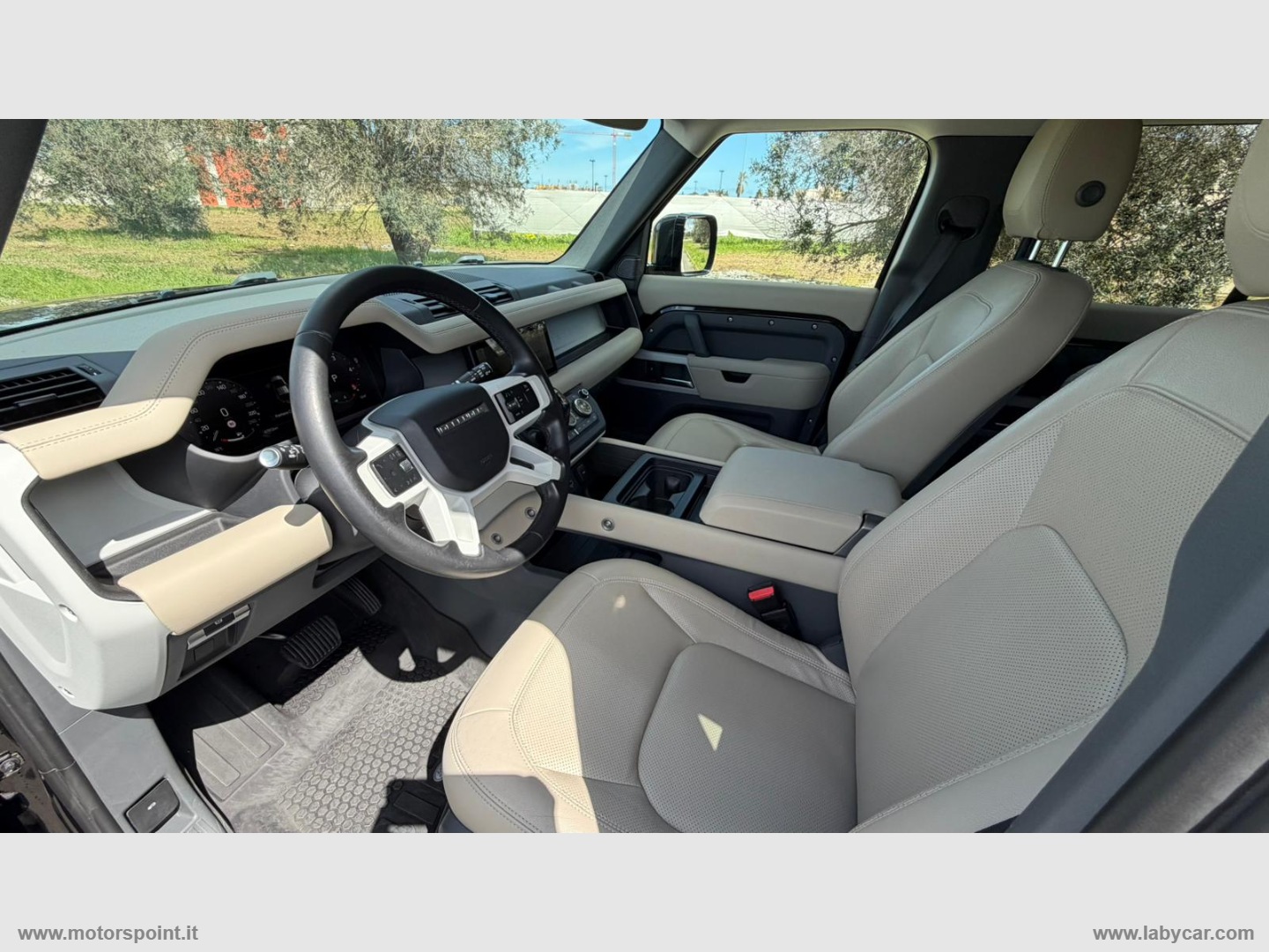 Defender 110 3.0D AUTOCARRO I6 200 CV X-Dynam. HSE - immagine 11