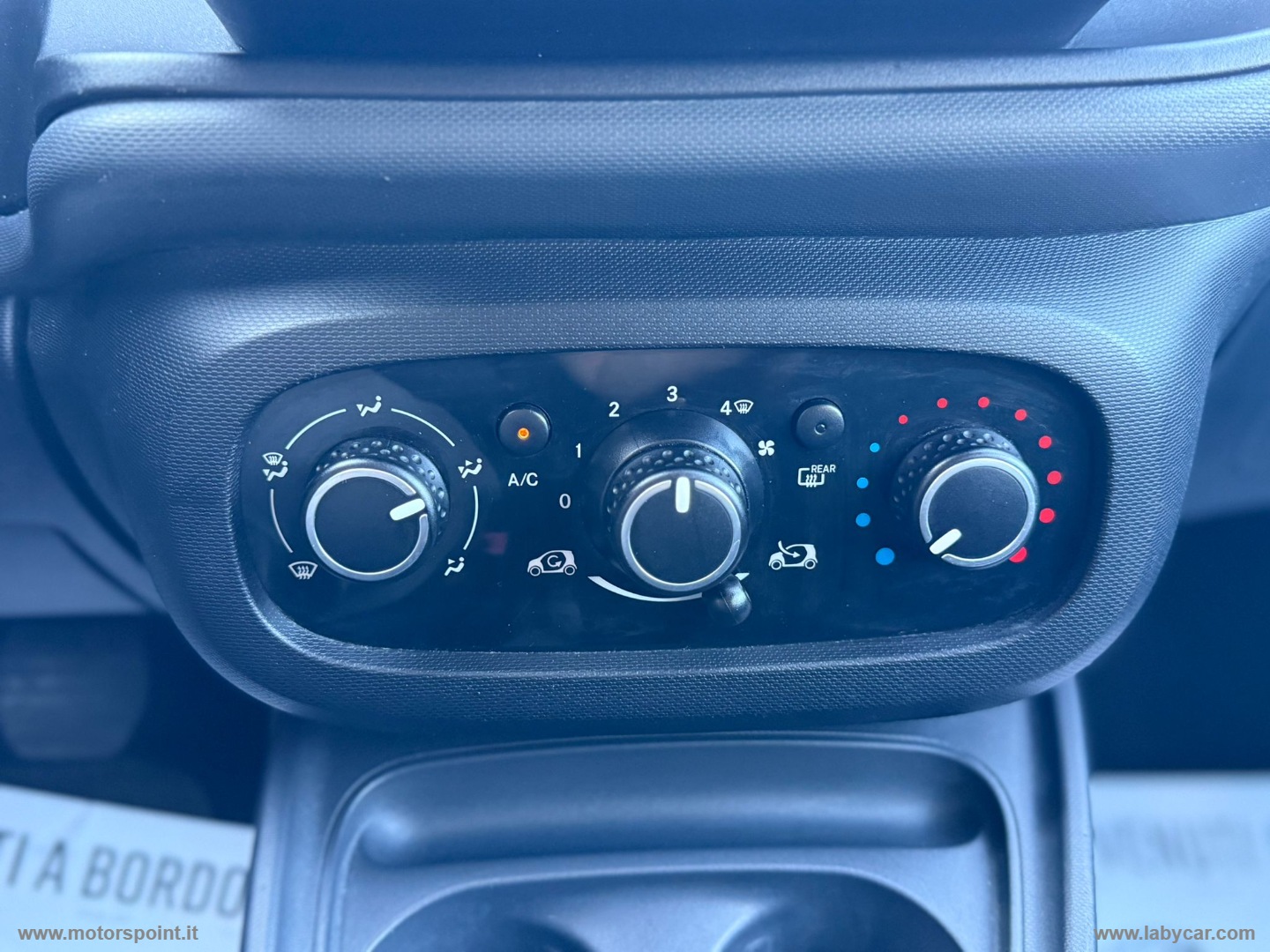 forfour 70 1.0 PASSION NAVI - immagine 11