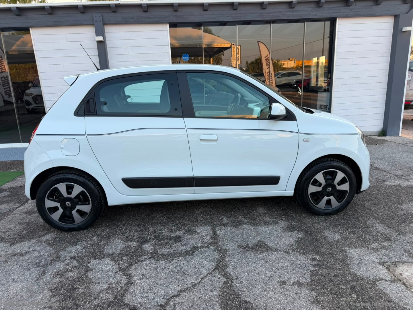 Twingo SCe Lovely - immagine 11