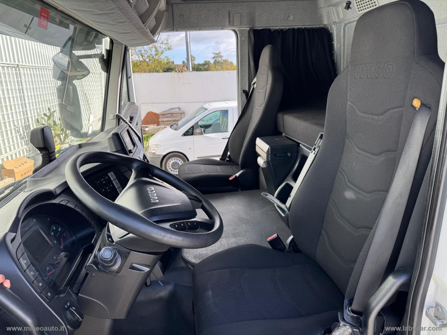 STRALIS HI-ROAD AT440S46T EURO 6 - immagine 11