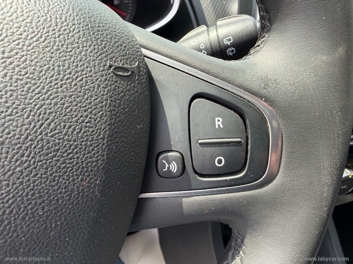 Clio TCe 12V 90 CV GPL S&S 5p. Ener. Zen SOLO 49.000 KM!!! - immagine 11