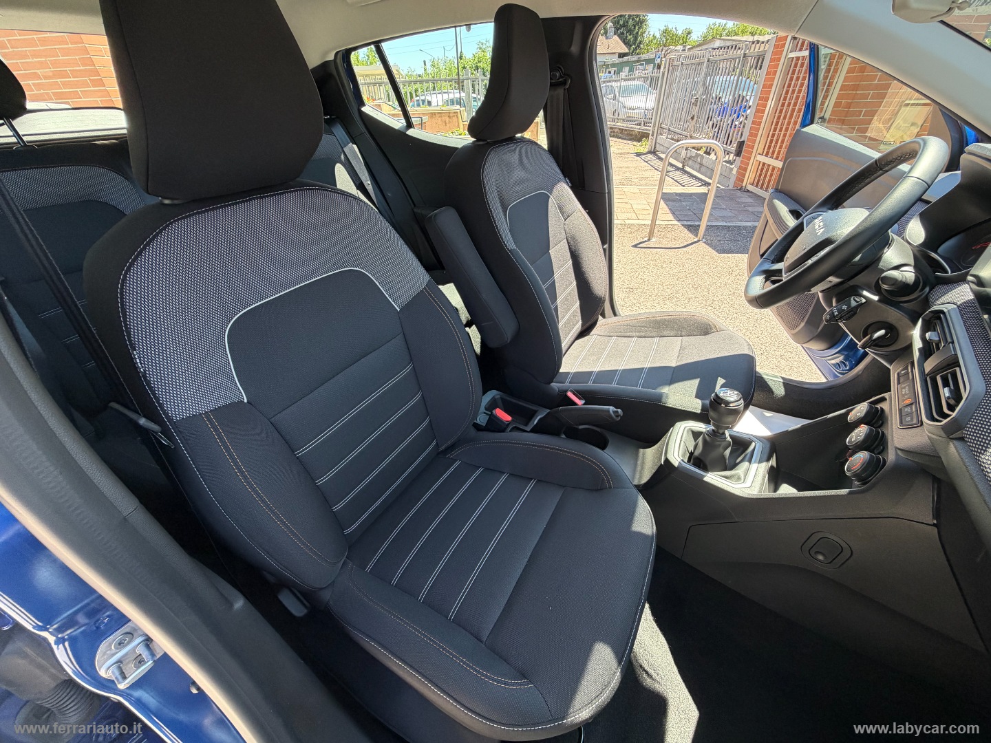 Sandero Stepway 1.0 TCe ECO-G Expression - immagine 11