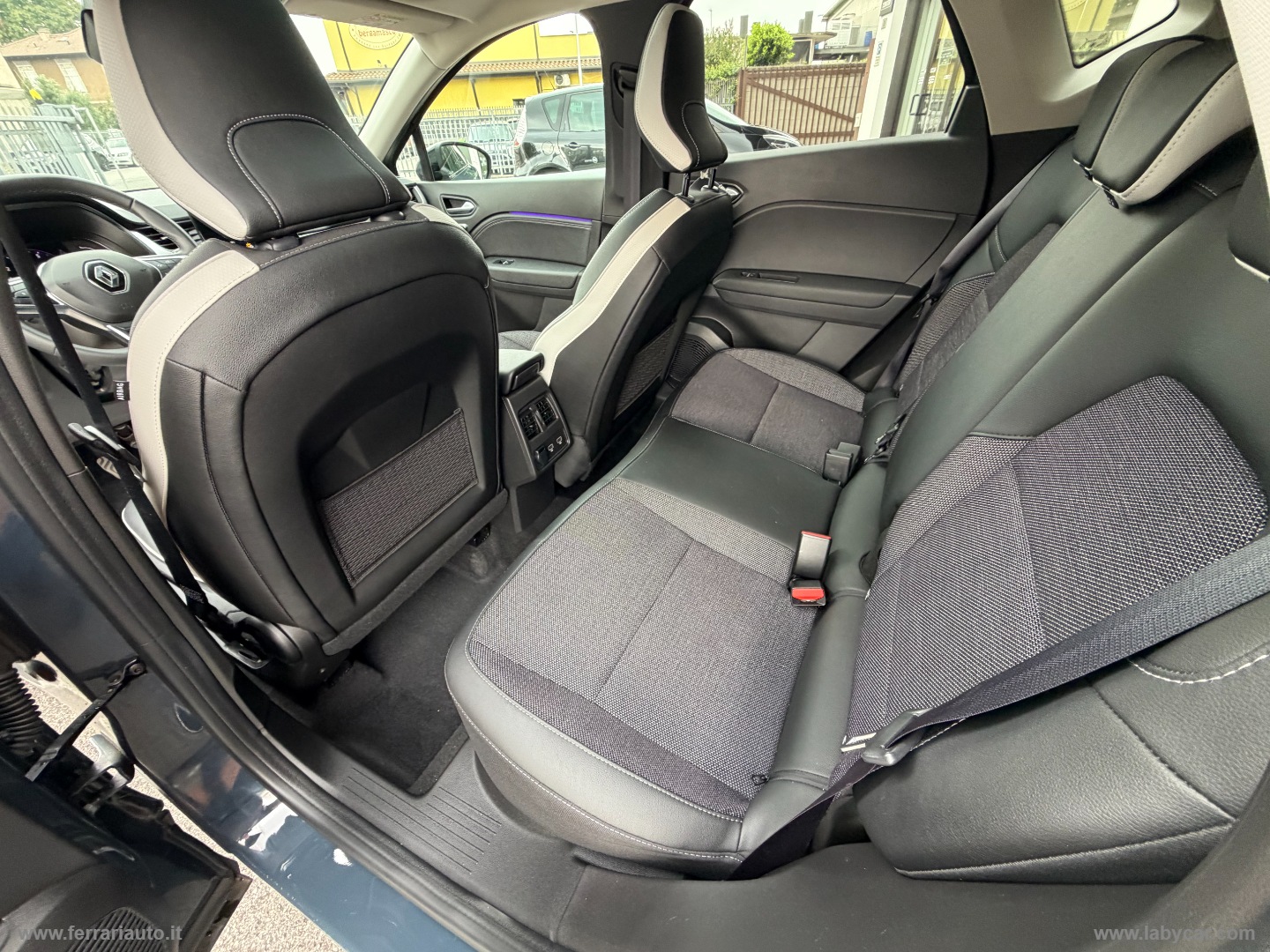 Captur TCe 12V 100 CV GPL TETTO PANORAMICO - SOLO 29.000KM! - immagine 11