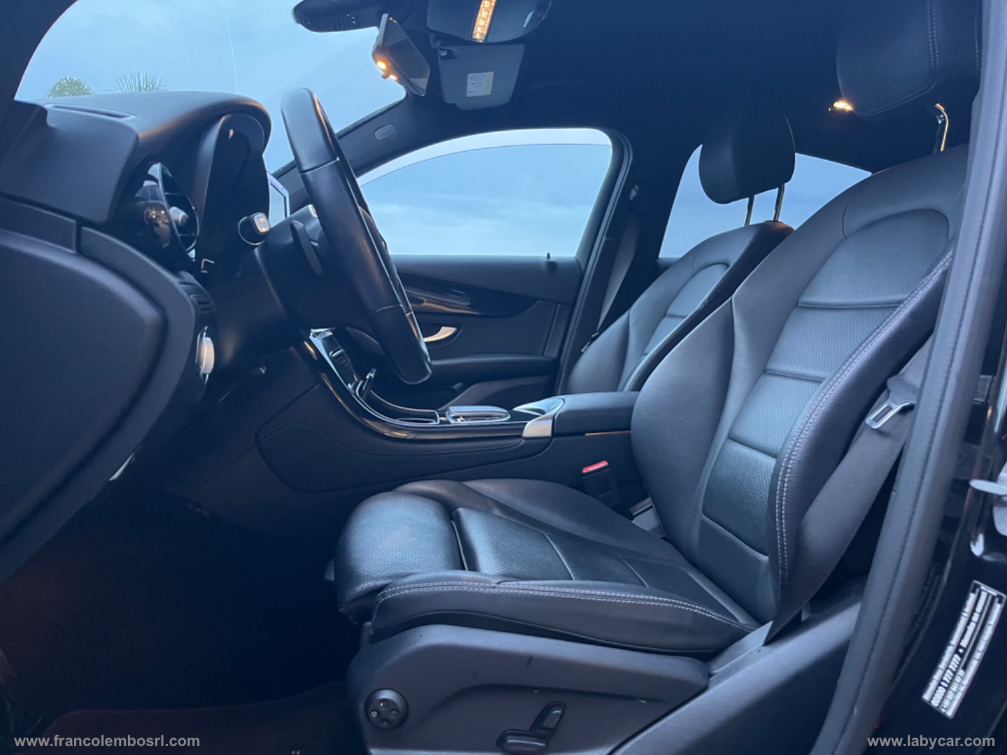 GLC 200 d 4Matic Coupé Executive - immagine 11