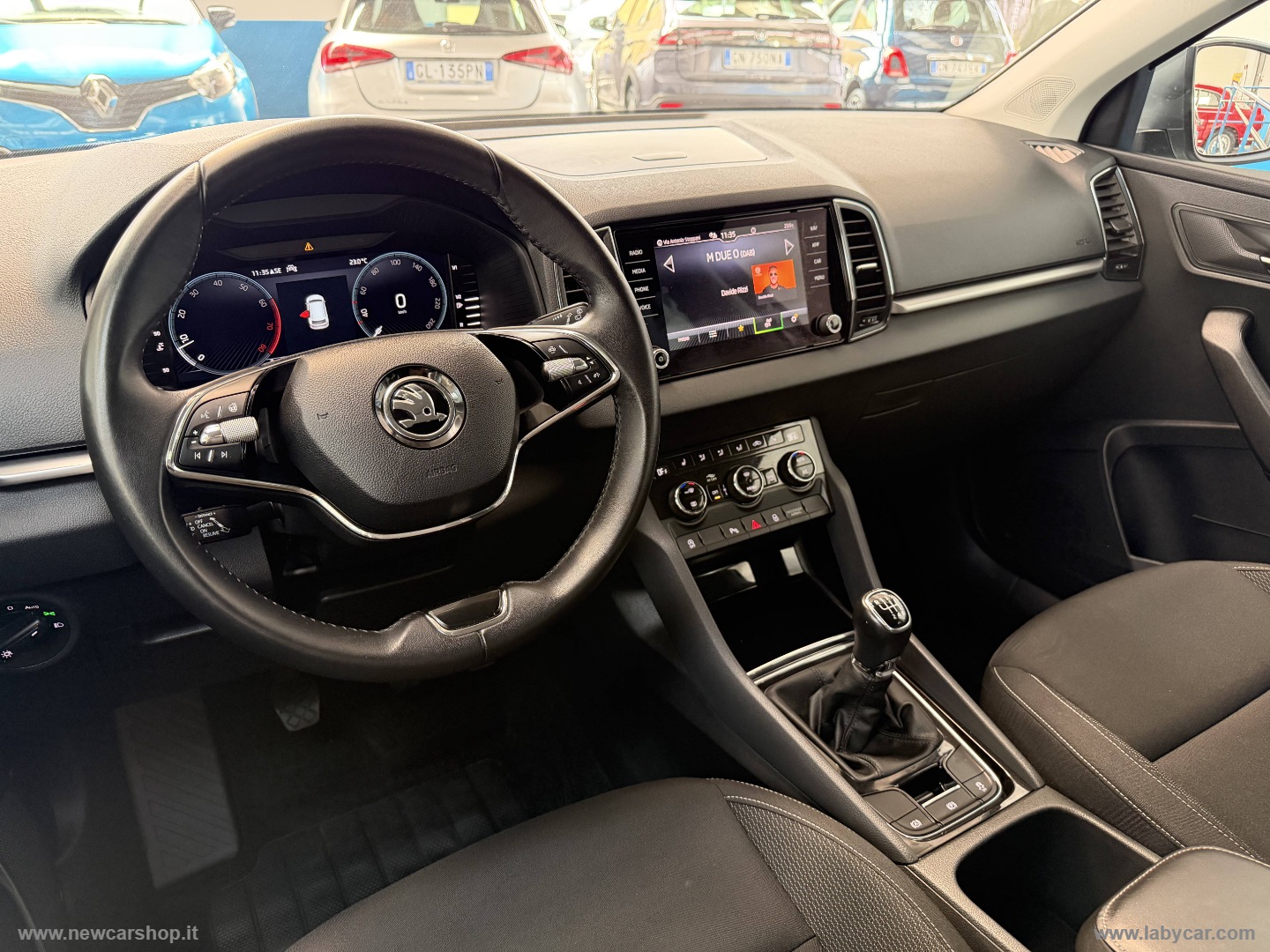 Karoq 1.5 TSI ACT Executive - immagine 11