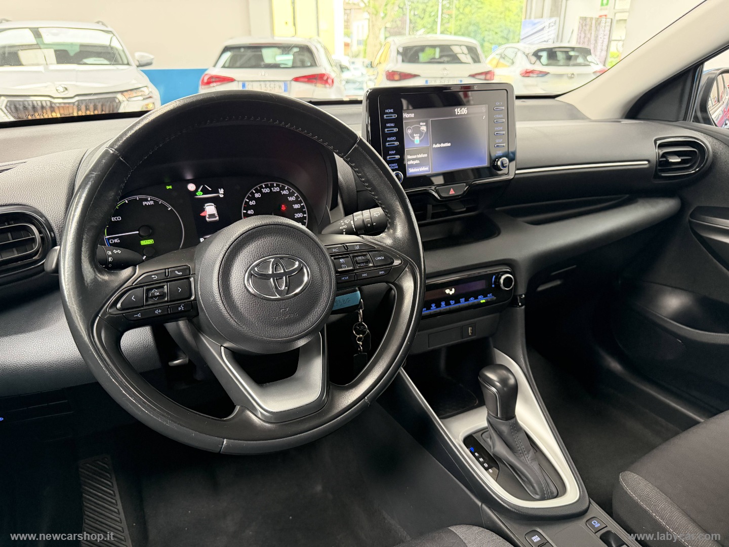 Yaris 1.5 Hybrid 5p. Business NEOPATENTATI - immagine 11