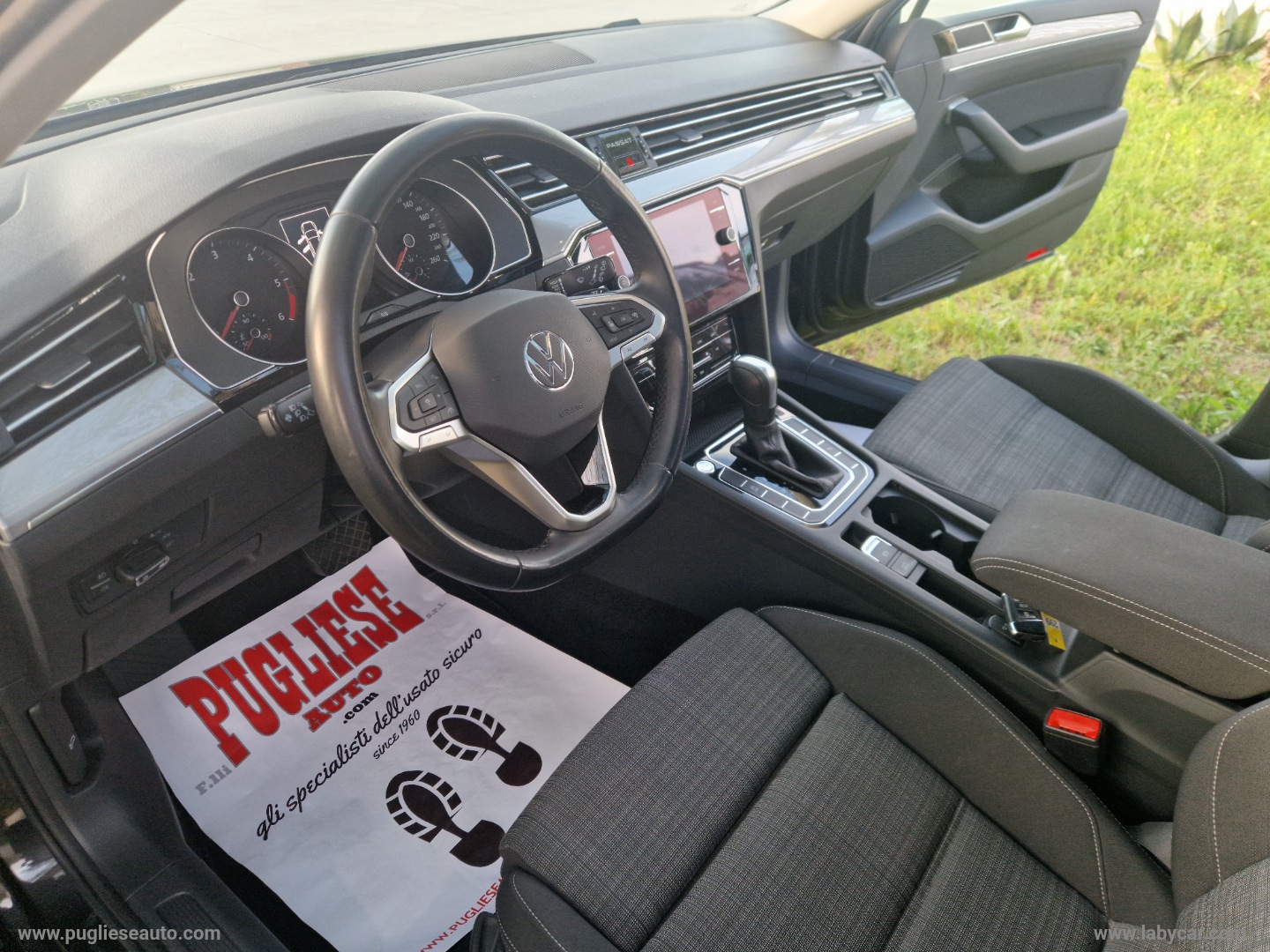Passat Var. 2.0 TDI DSG Business TETTO - immagine 11