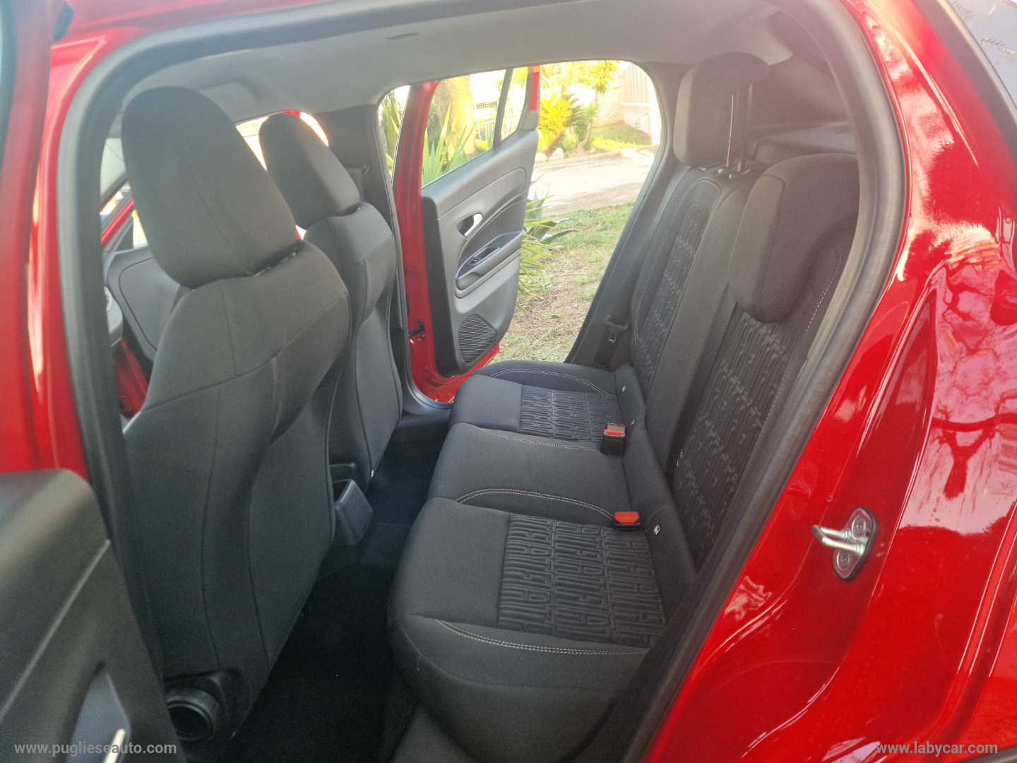 600 Hybrid 110 CV DCT MHEV Pop - immagine 11