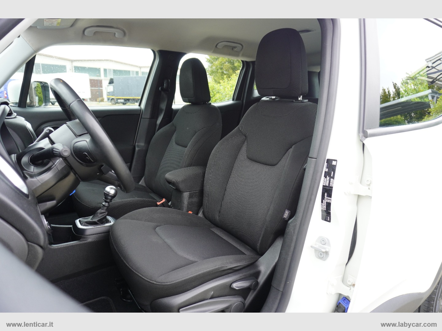 Renegade 2.0 Mjt 140 CV 4WD AD.Longitude - immagine 11