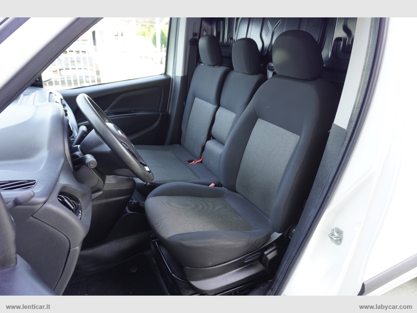 Doblò 1.6 MJT 105CV PC-TN Cargo Lounge 3 Posti - immagine 11
