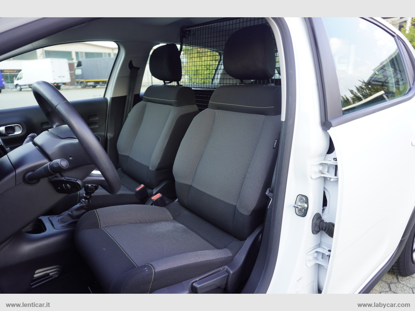 C3 BlueHDi 100 S&S Van Feel 2 Posti - immagine 11