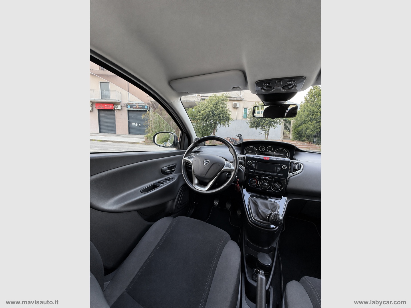 Ypsilon 0.9 T.Air 85CV 5p. Met.Ec. Gold LANCIA YPSILON METANO CASA MADRE 1 PROPRIETARIO - immagine 11