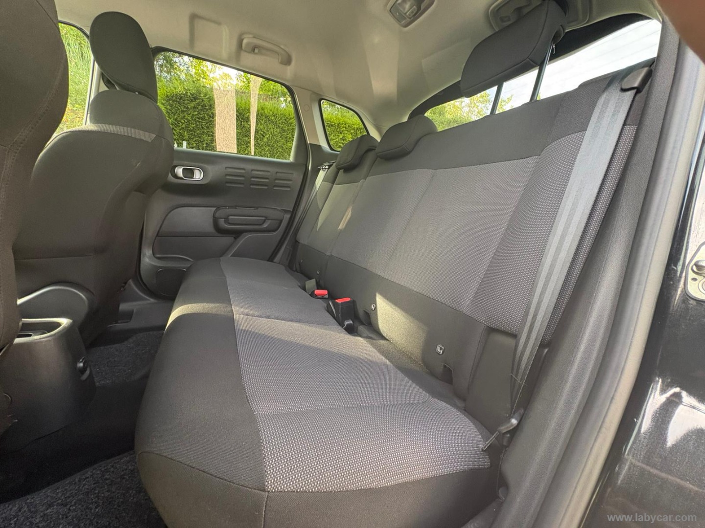 Citroën C3 Aircross BlueHDi 100 S&S Feel - Immagine 11