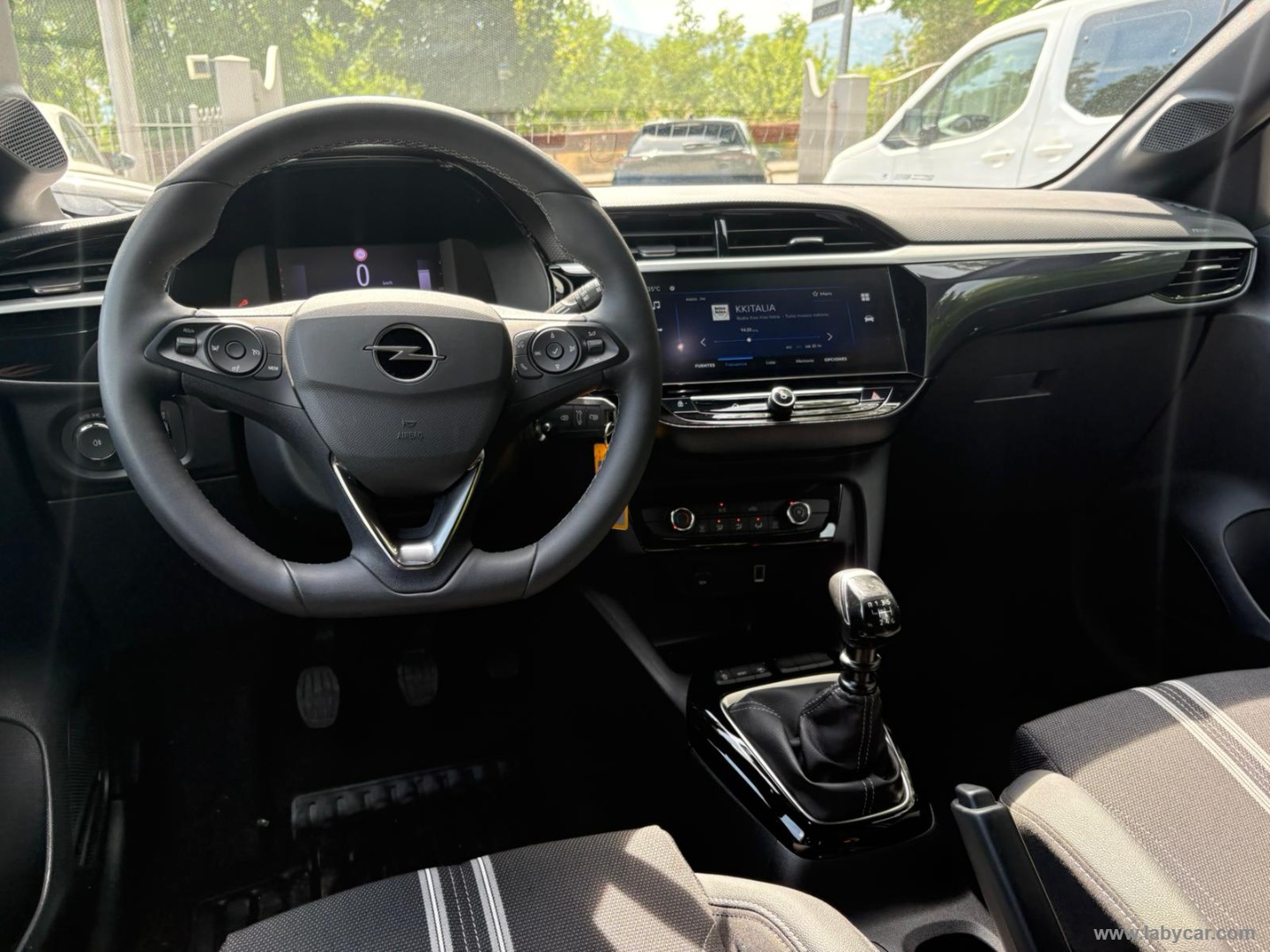 Opel Corsa 1.2 100 CV GS - Immagine 11