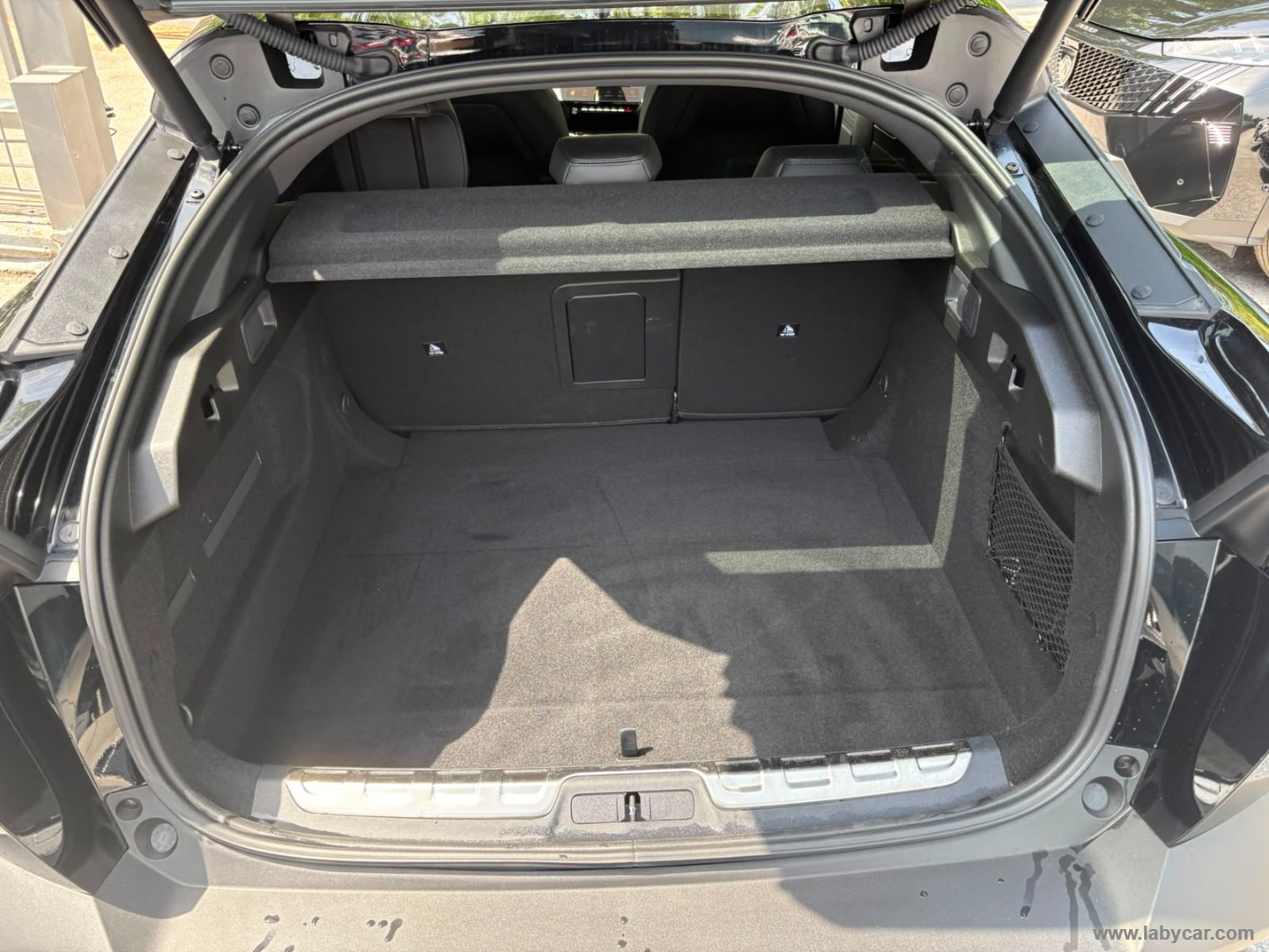 Peugeot 408 Hybrid 145 e-DCS6 GT - Immagine 11