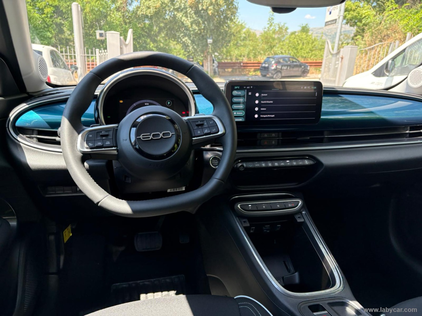Fiat 600 Hybrid 145 CV DCT MHEV Icon - Immagine 11