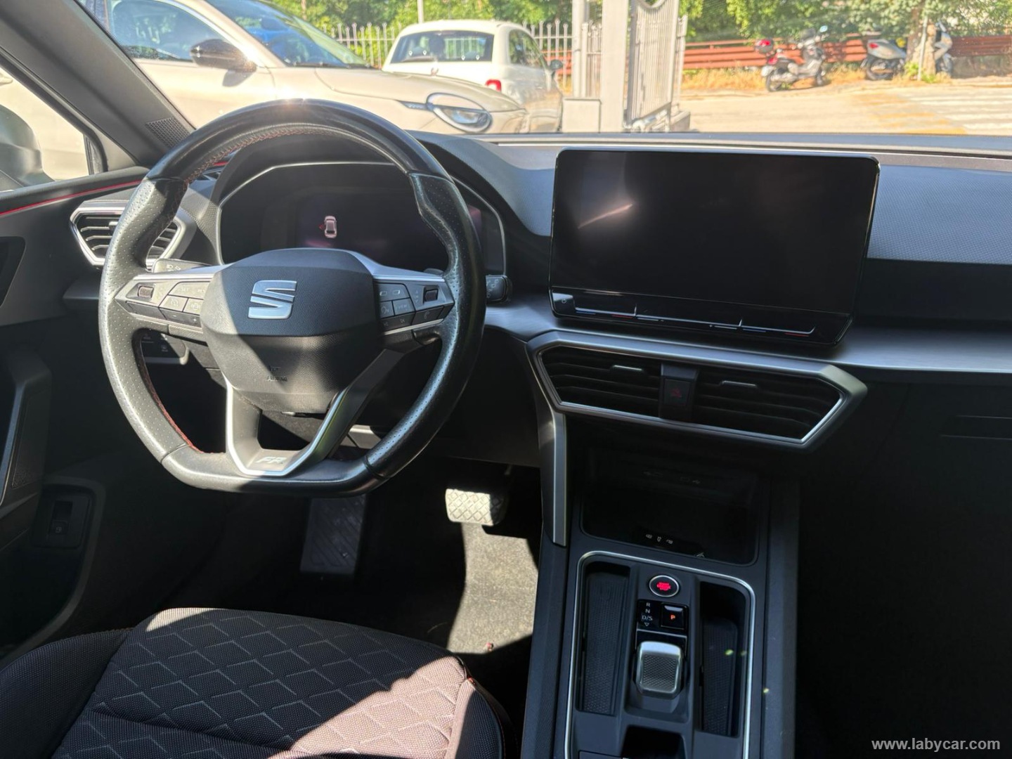 SEAT Leon 1.4 e-HYBRID 204 CV DSG FR - Immagine 11