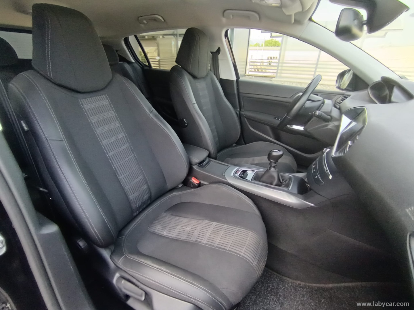 Peugeot 308 PureTech Turbo 130 S&S Allure - Immagine 11