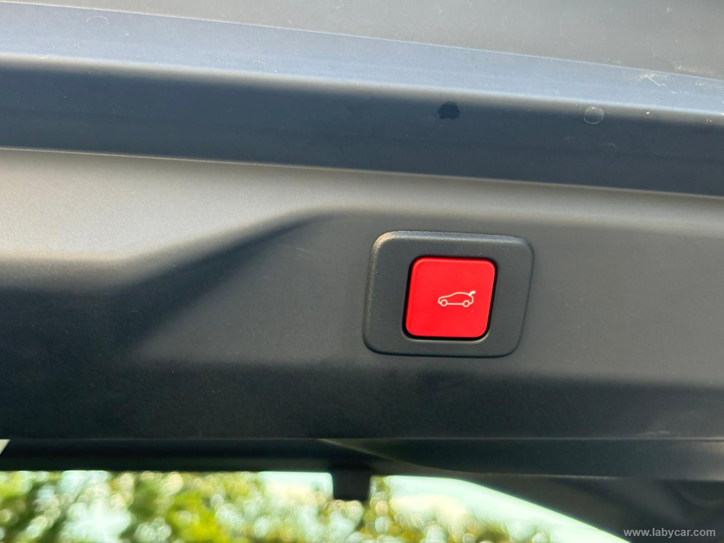 Peugeot 3008 Hybrid 145 e-DCS6 GT - Immagine 11
