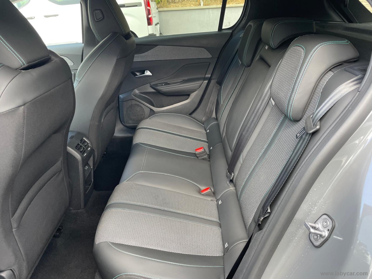 Peugeot 308 PureTech Turbo 130 S&S Allure - Immagine 11