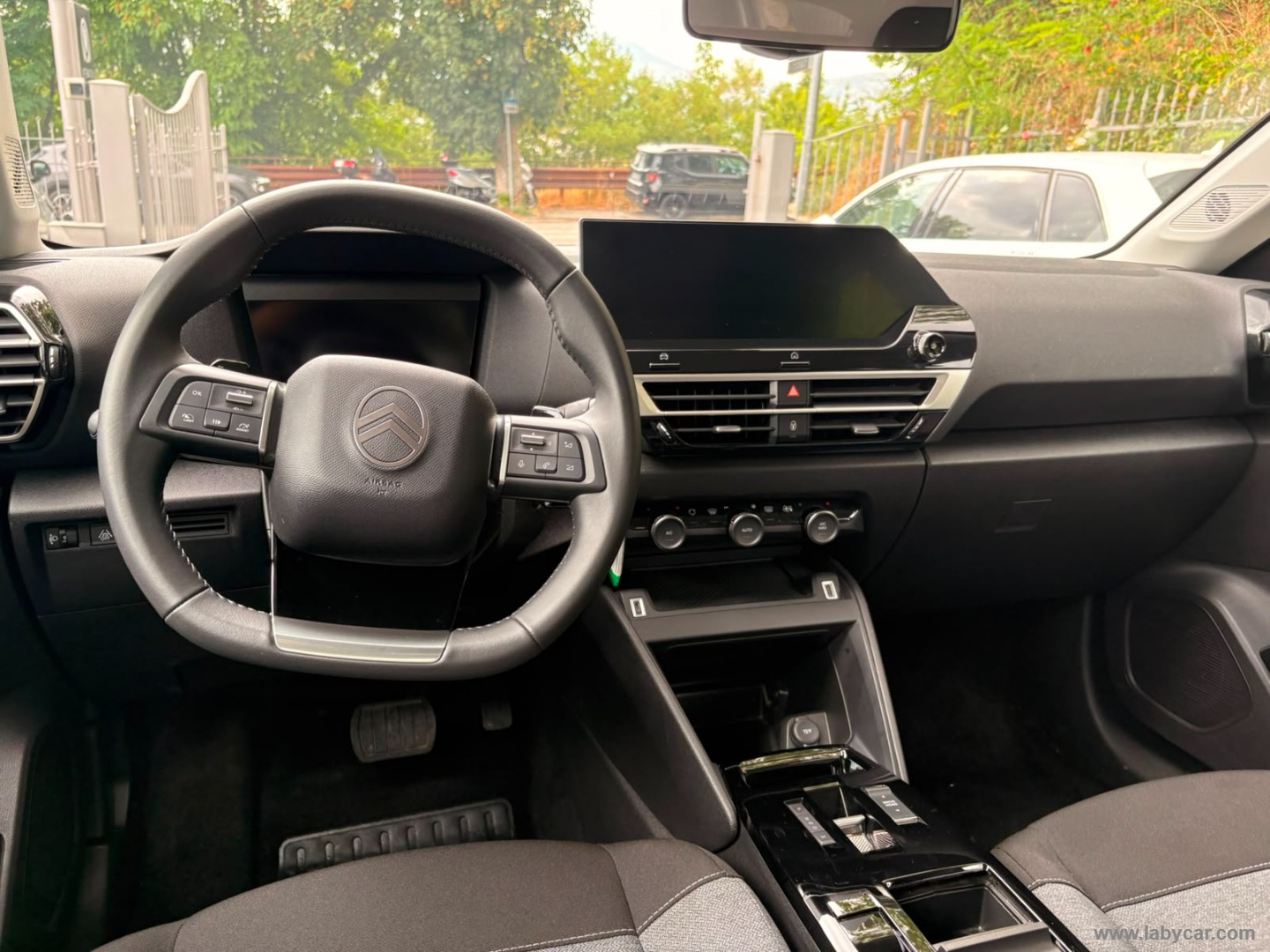 Citroën C4 Hybrid 110 e-DCS6 You - Immagine 11