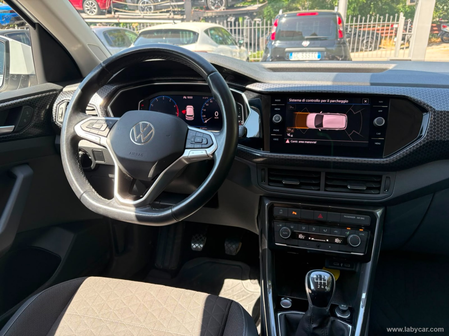 Volkswagen T-Cross 1.0 TSI 110 CV Advanced - Immagine 11