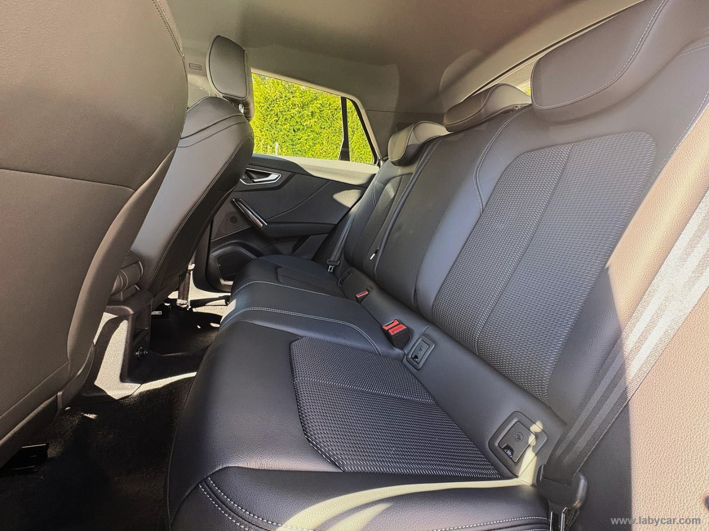 Audi Q2 35 TDI S tronic S line Edition - Immagine 11