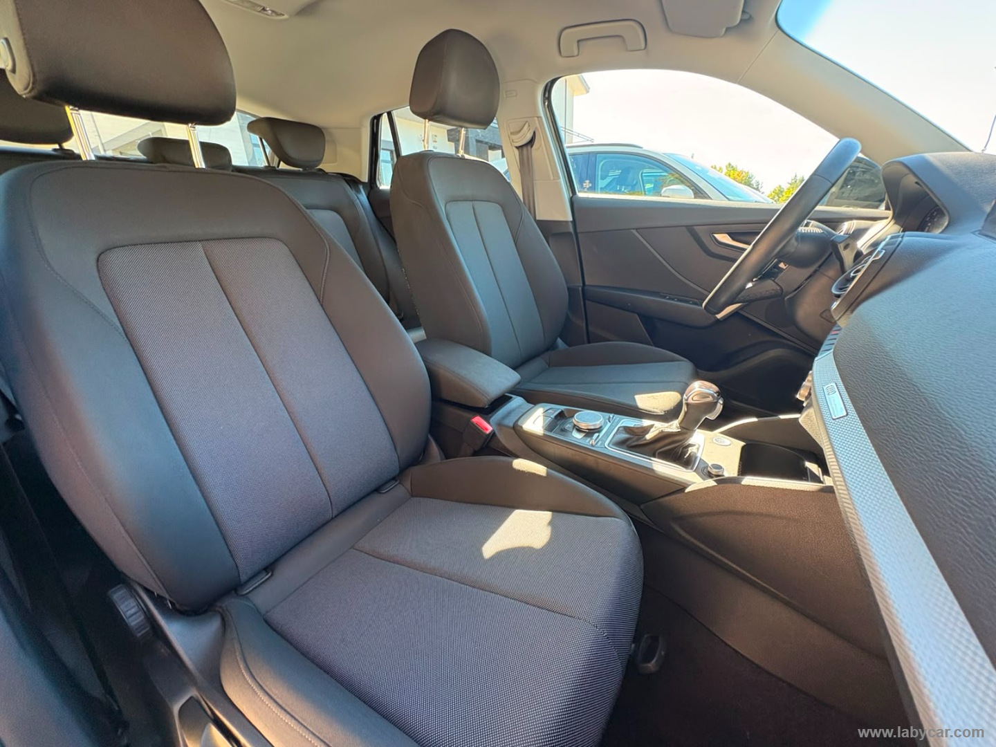 Audi Q2 30 TDI S tronic Admired - Immagine 11
