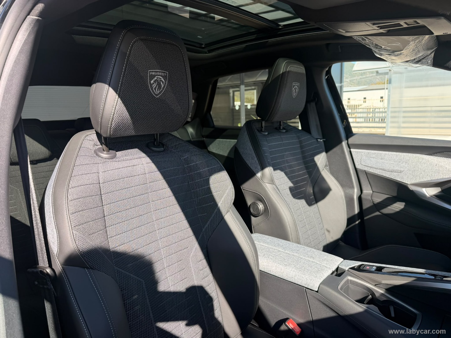 3008 Hybrid 145 e-DCS6 GT - immagine 11