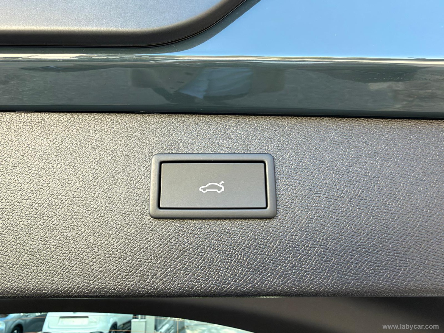 CUPRA Formentor 1.5 e-Hybrid DSG - Immagine 11