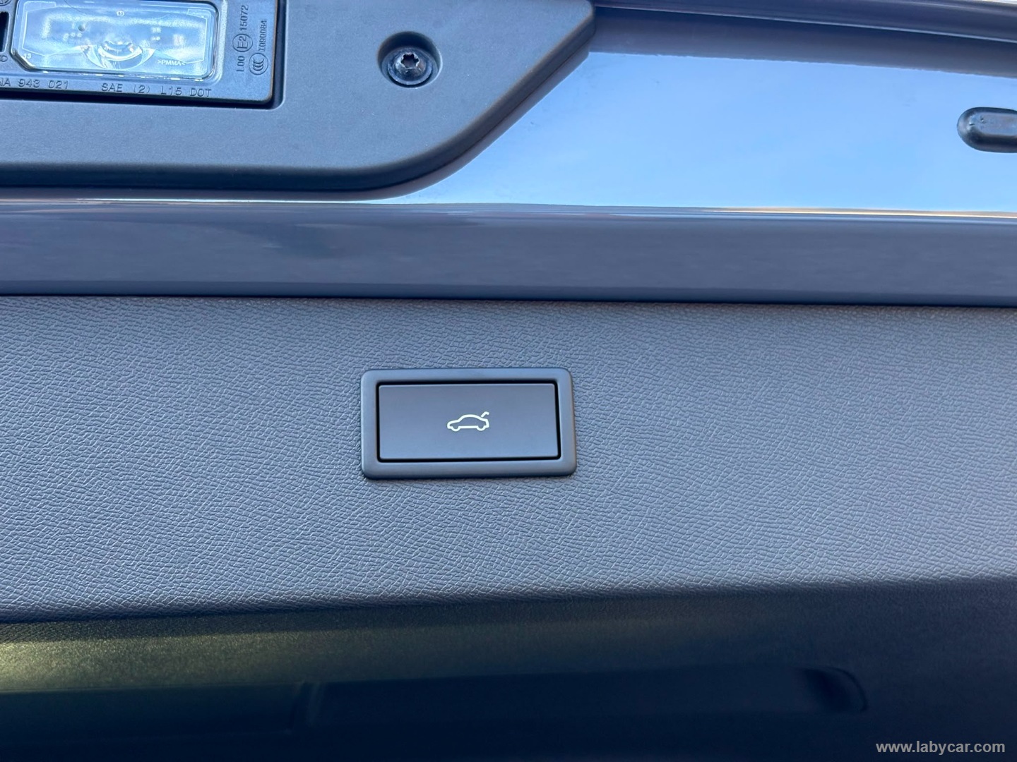 CUPRA Formentor 1.5 e-Hybrid DSG - Immagine 11