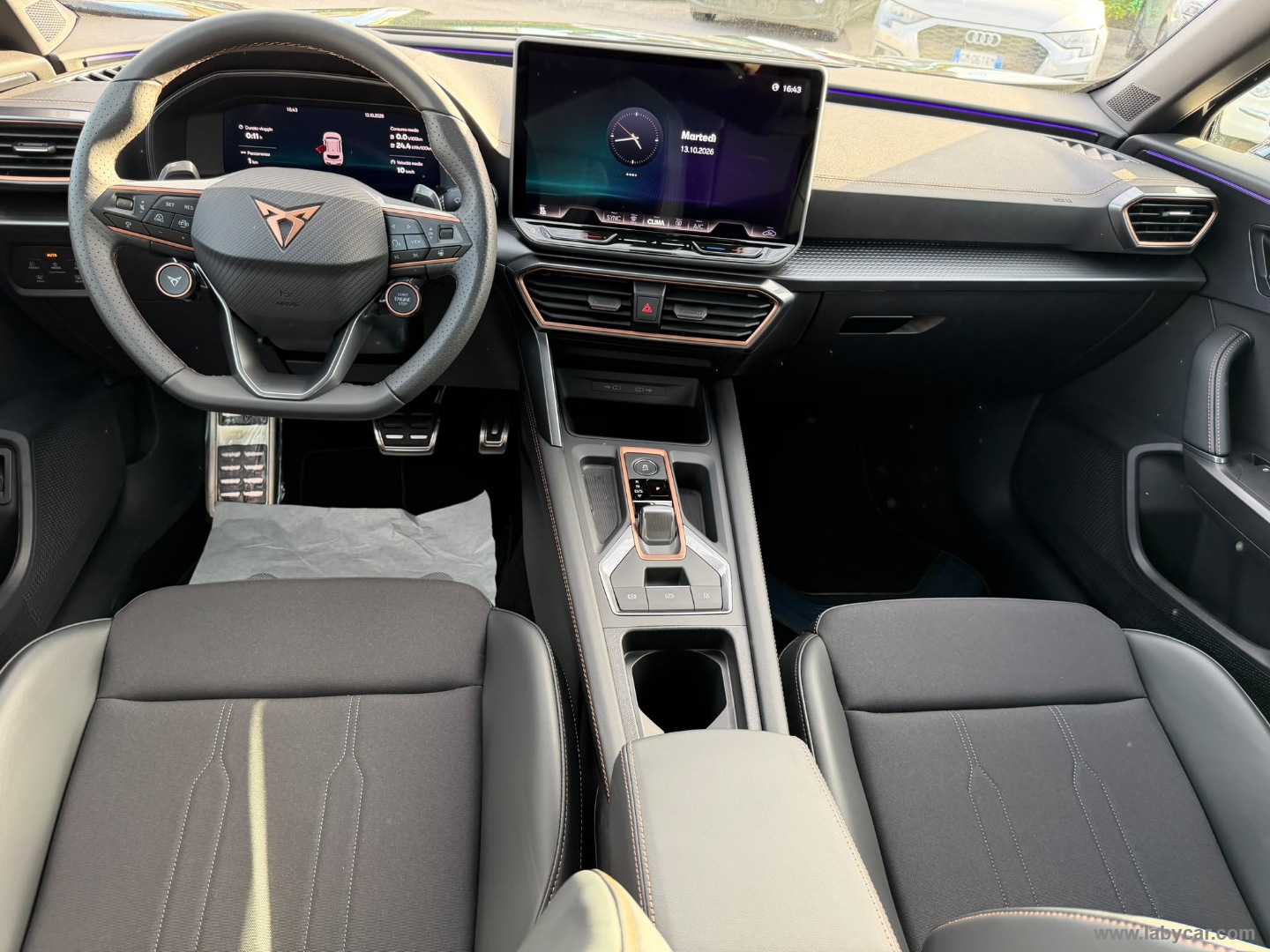 CUPRA Formentor 1.5 e-Hybrid DSG Business - Immagine 11