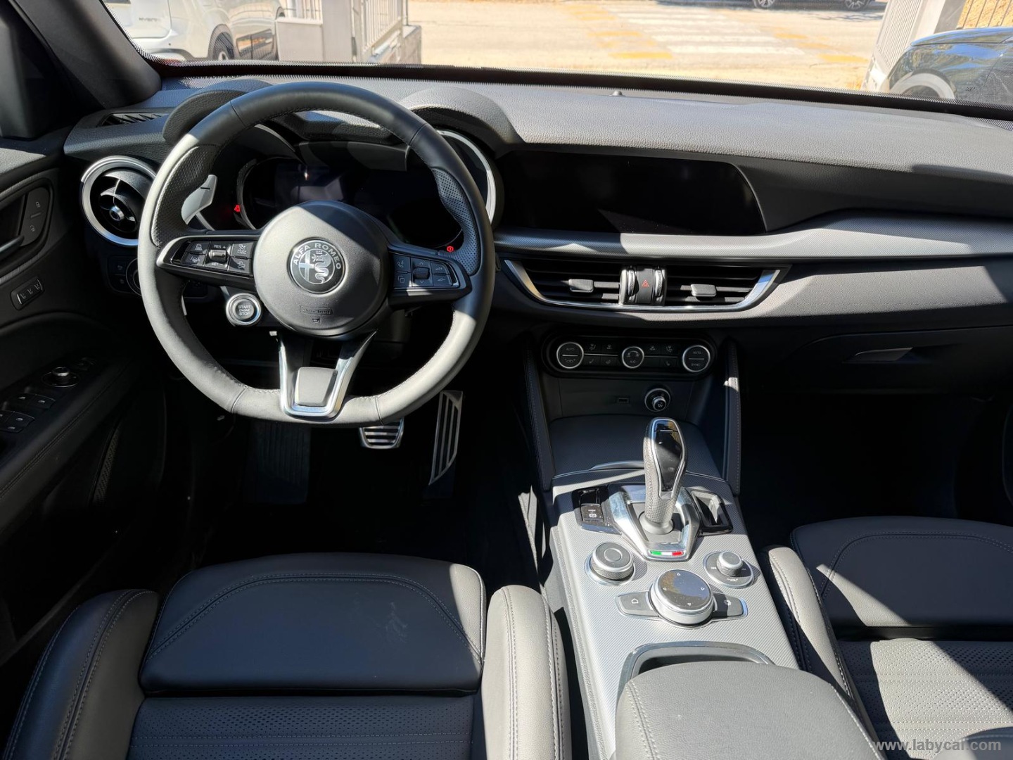 Alfa Romeo Stelvio 2.2 T.diesel 210CV AT8 Q4 Veloce - Immagine 11