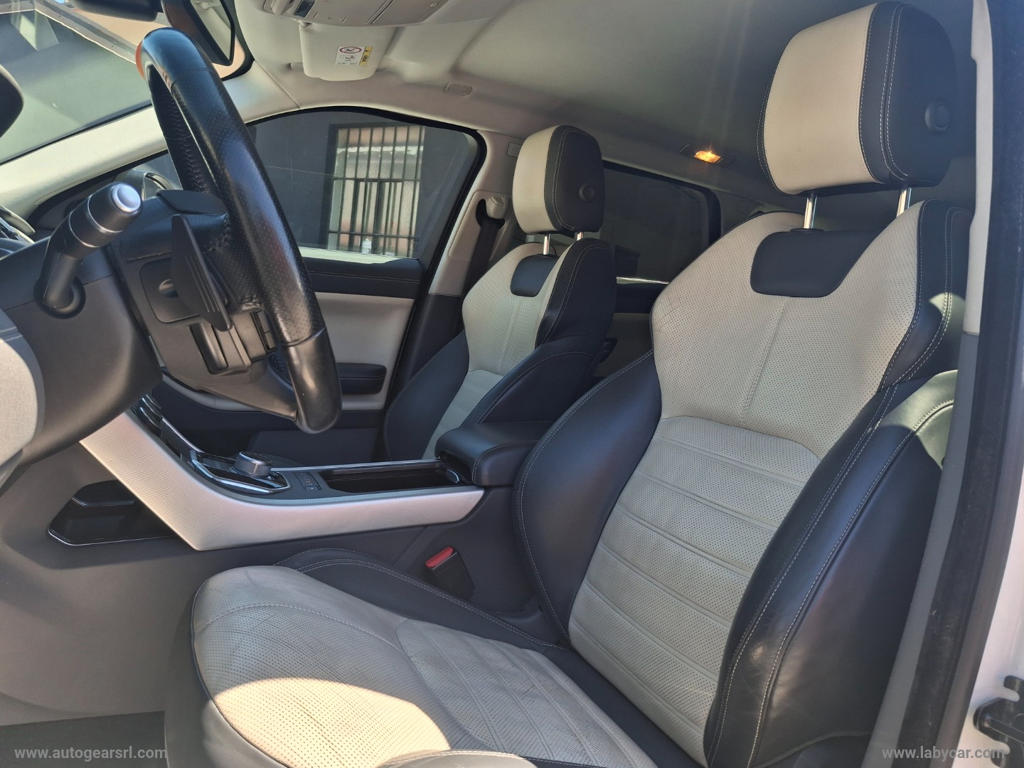 RR Evoque 2.0 TD4 HSE 180CV - immagine 11