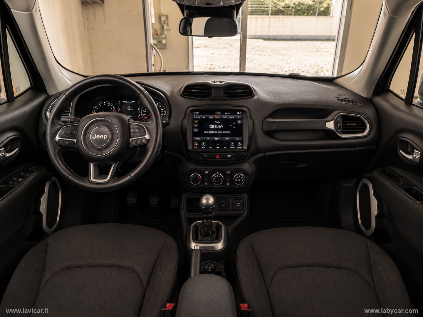 Renegade 1.6 Mjt 120CV Longitude - immagine 11