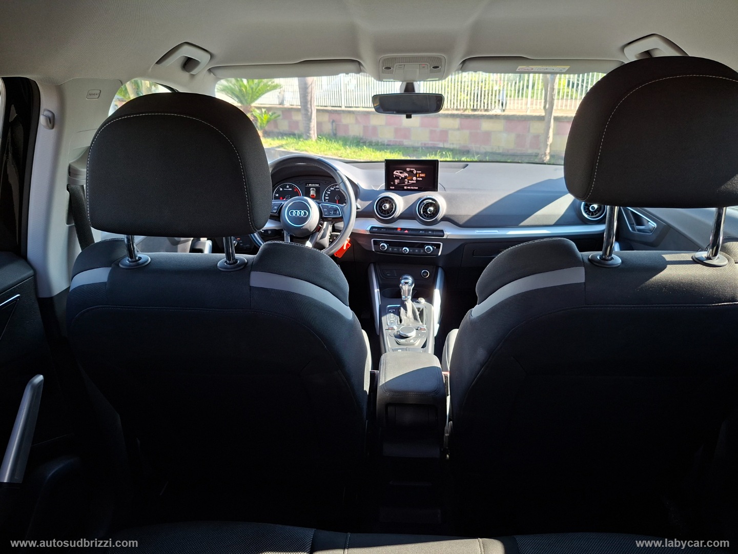 Q2 30 TDI S tronic Identity Black - immagine 11