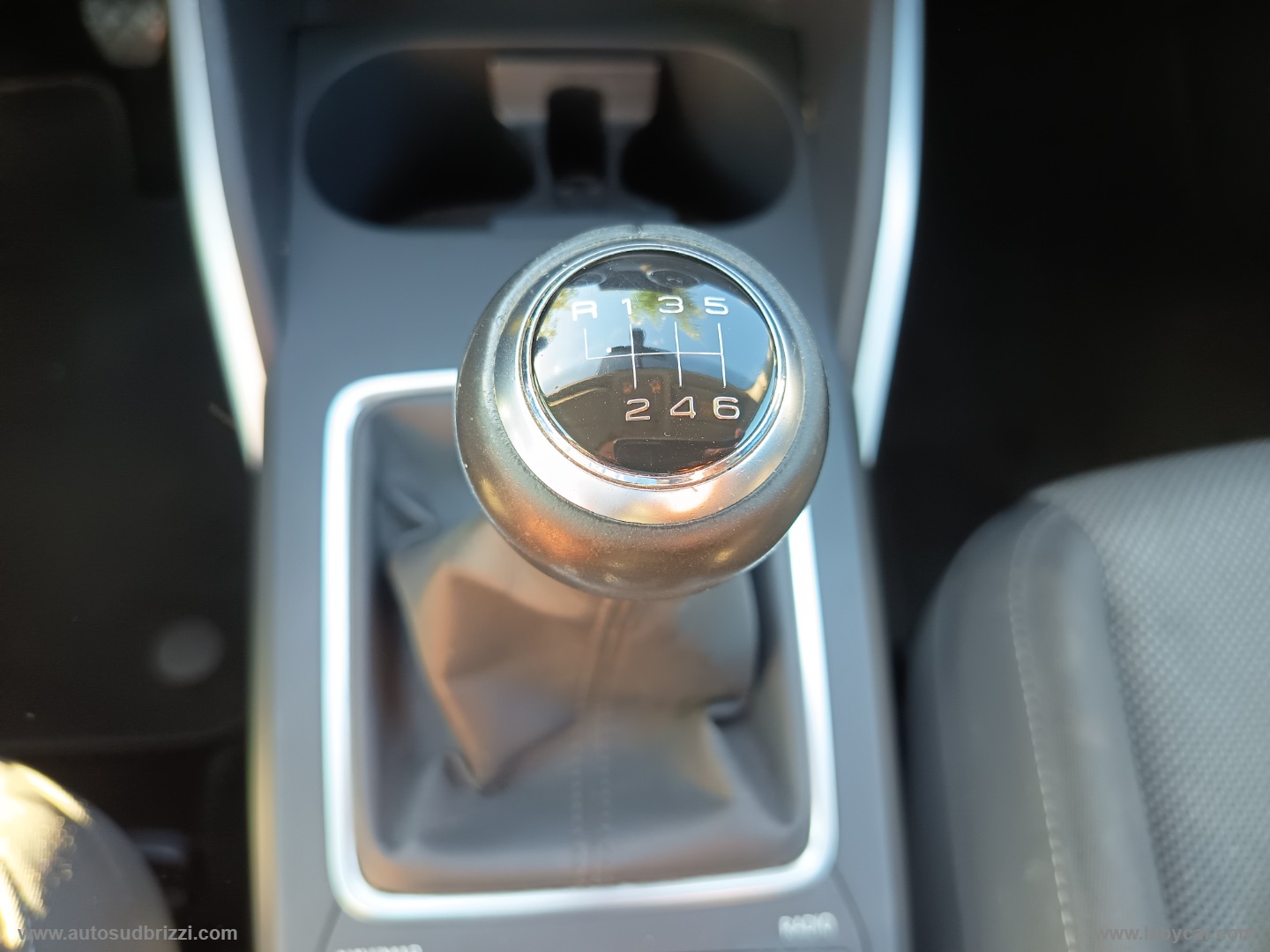 Q2 30 TDI Admired - immagine 11