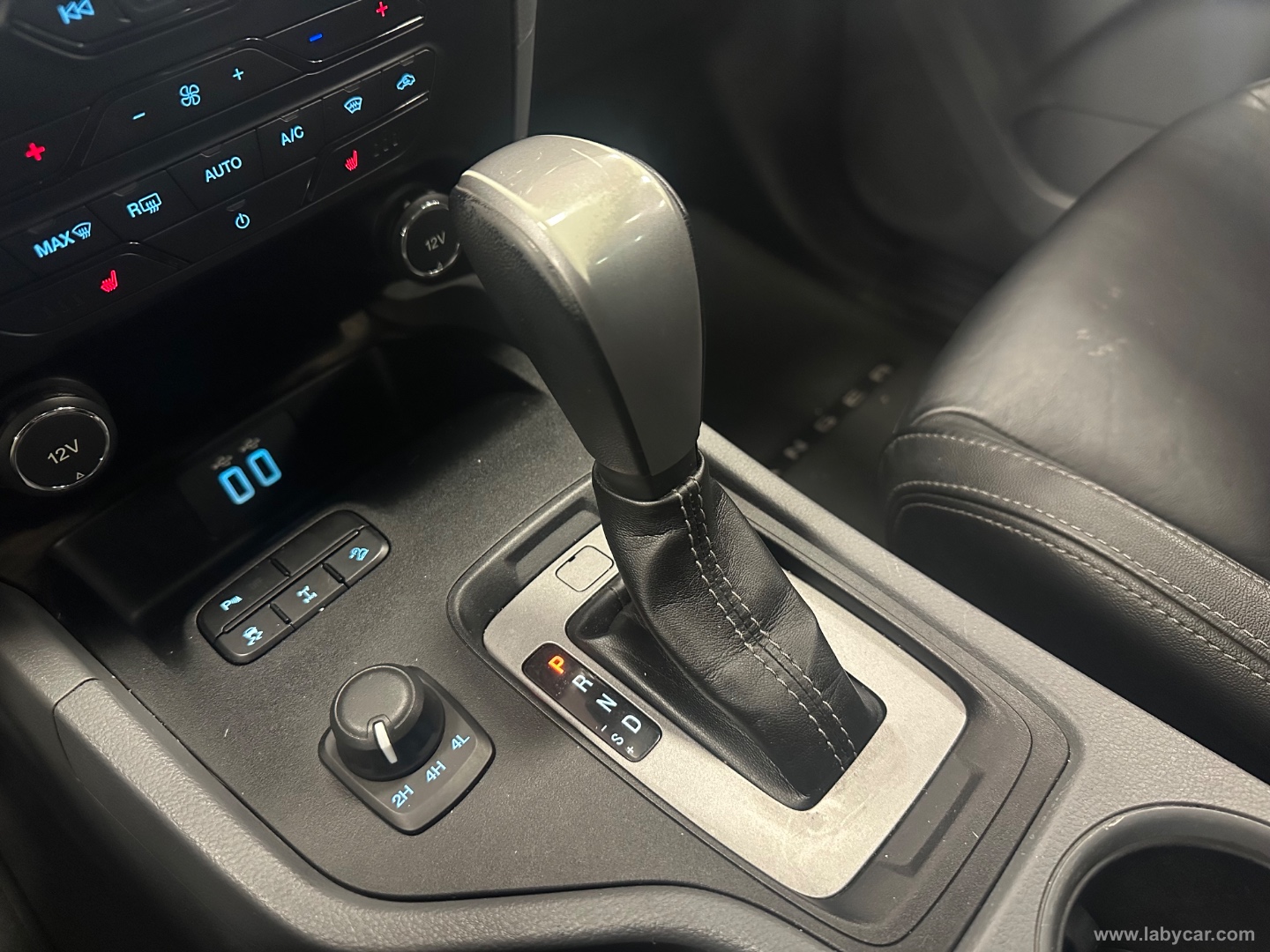 Ranger 2.2 TDCi aut. DC Limited 5pt. - immagine 11