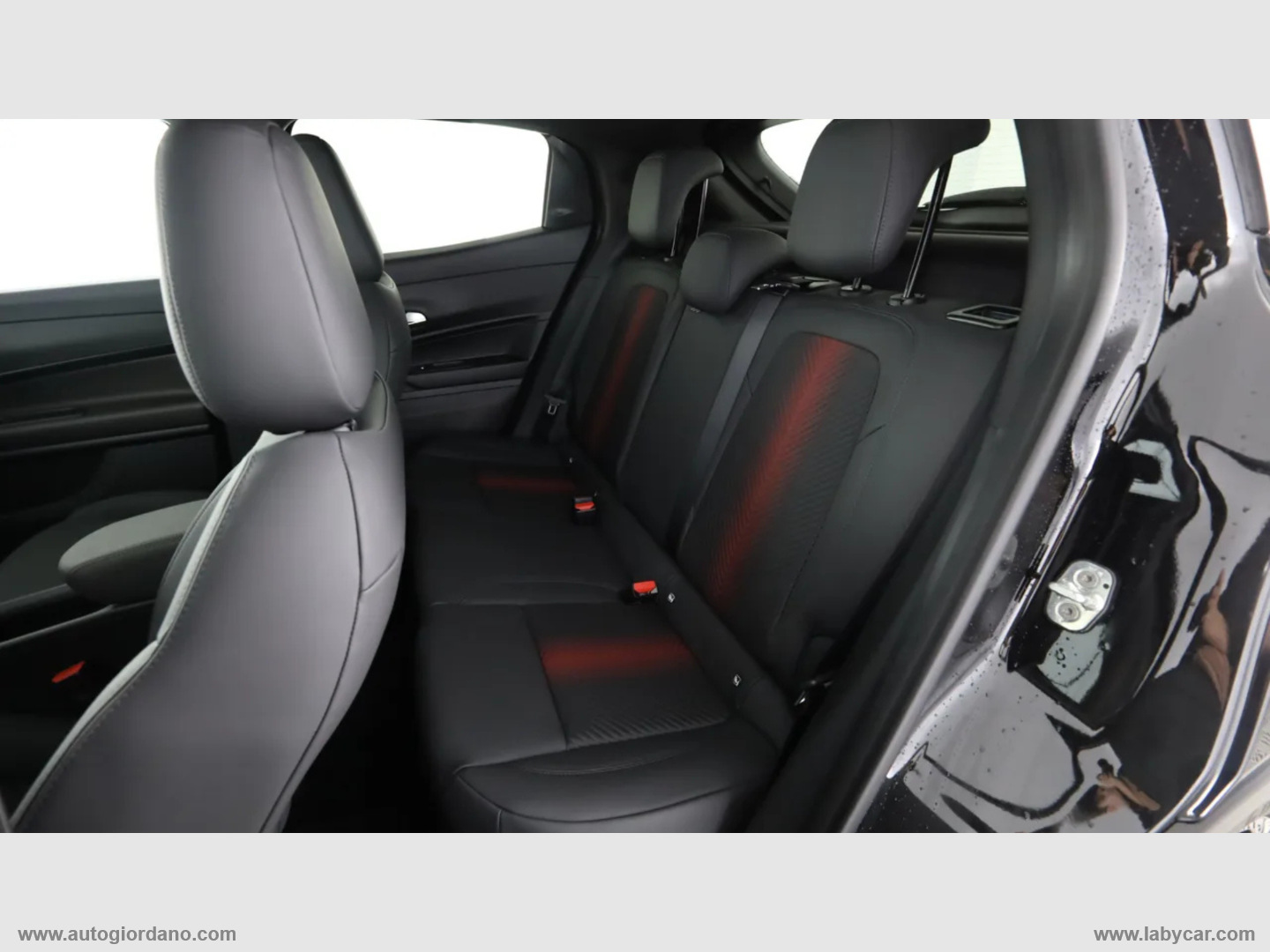 Junior 1.2 145 CV Hybrid eDCT6 Speciale - immagine 11