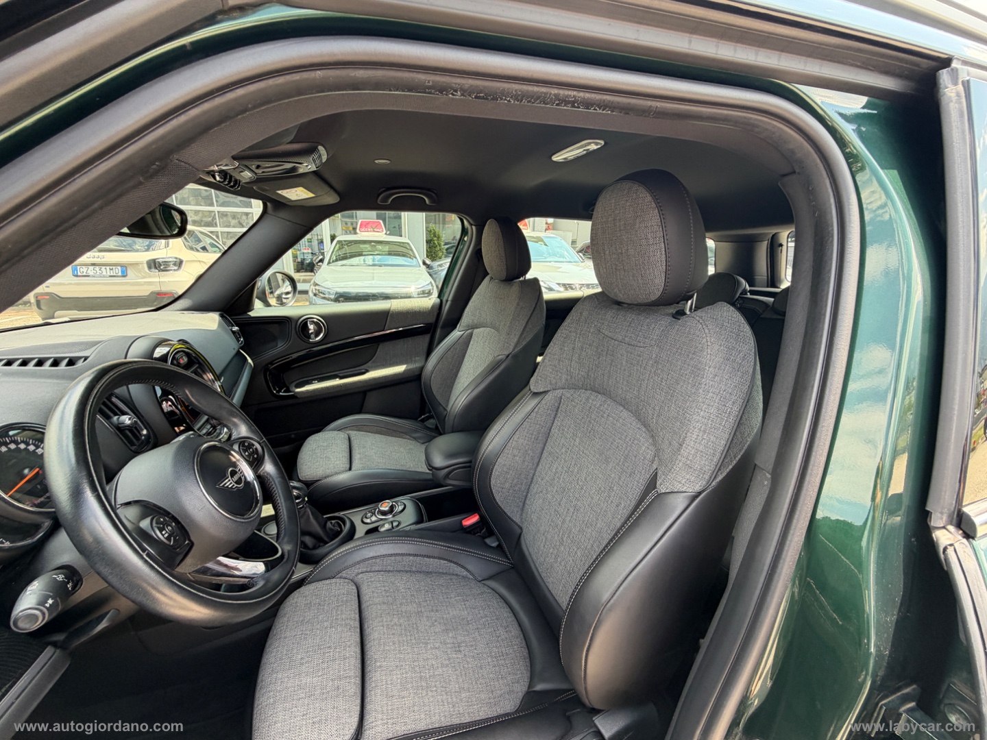 Mini Cooper Business Countryman Aut. 4X4 - immagine 11