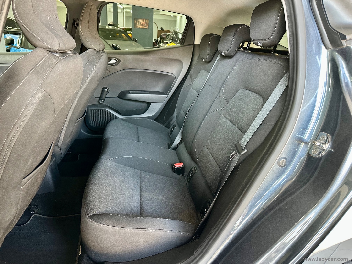 Clio Blue dCi 8V 100 CV 5p. Business UNIPRO - immagine 11