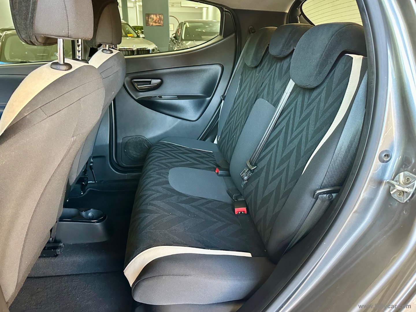 Ypsilon 1.2 69 CV 5p. Gold EURO 6 - immagine 11