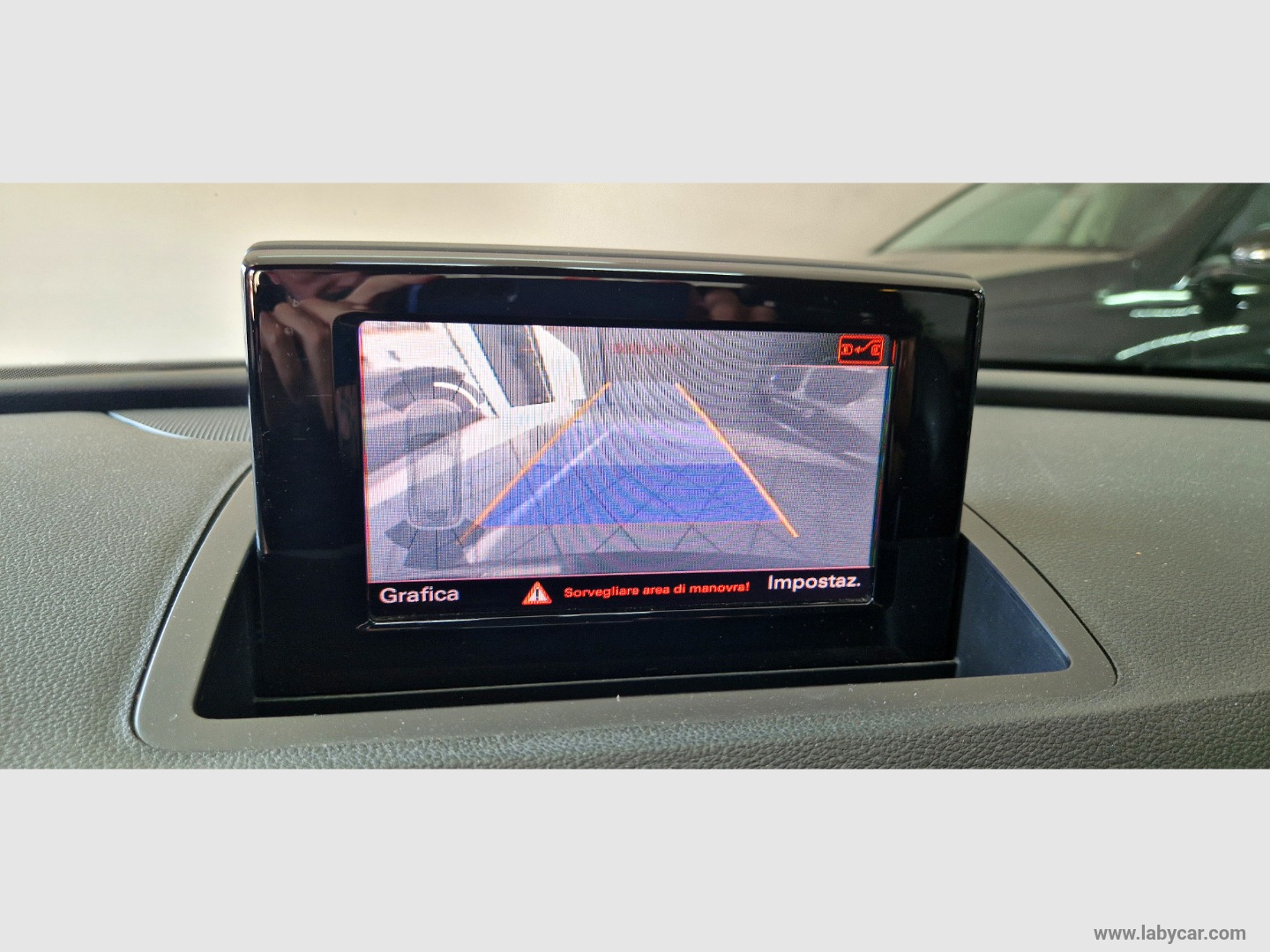 Q3 2.0 TFSI quattro S Line Edition - immagine 11