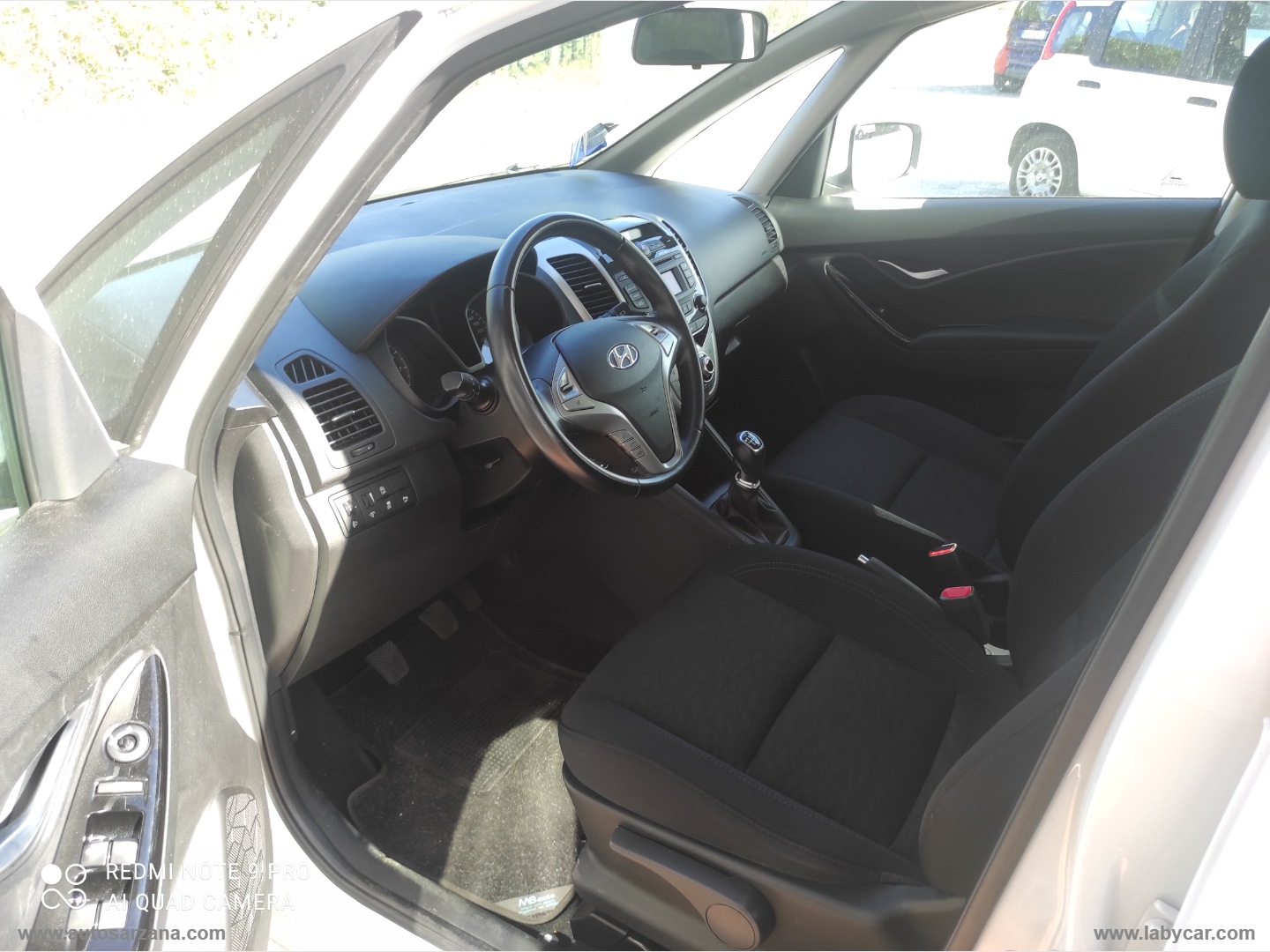 ix20 1.4 90 CV Comfort - immagine 11