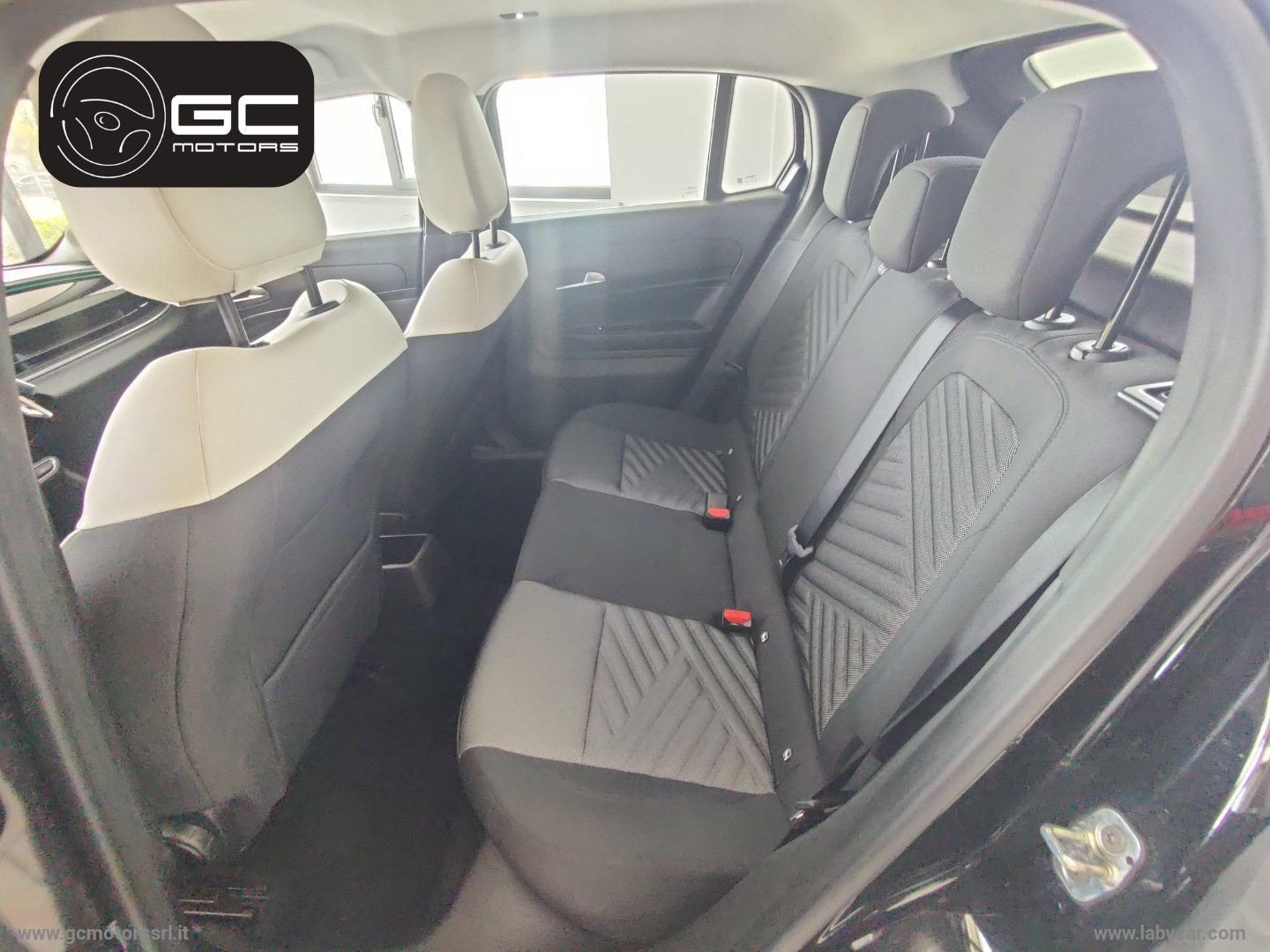 600 Hybrid MHEV - immagine 11
