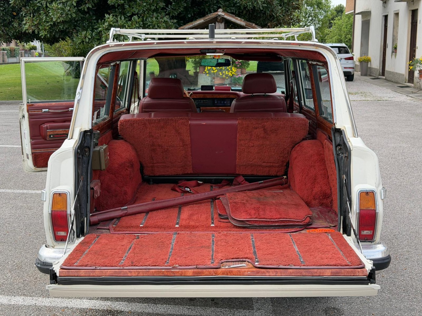 GRAND WAGONEER 5.9 V8 ASI-DA RESTAURARE - immagine 11