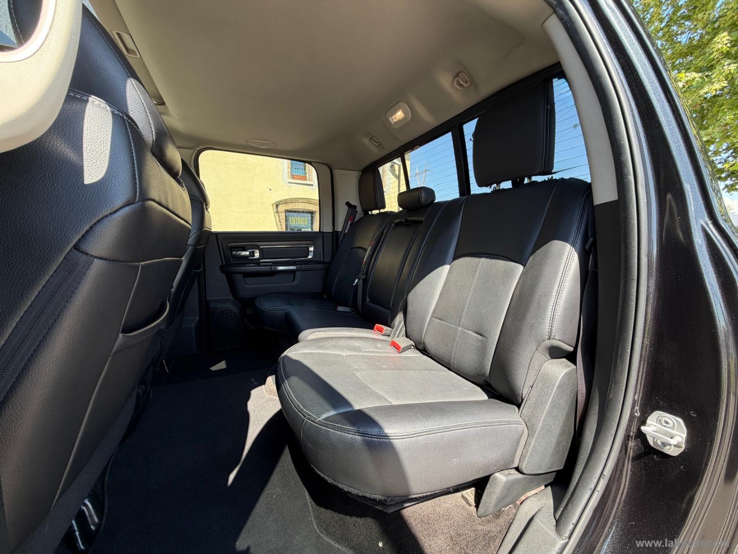 RAM 1500 CREW CAB LARAMIE 4X4 GPL–6 POSTI-TRAINO 35 Q.LI - immagine 11