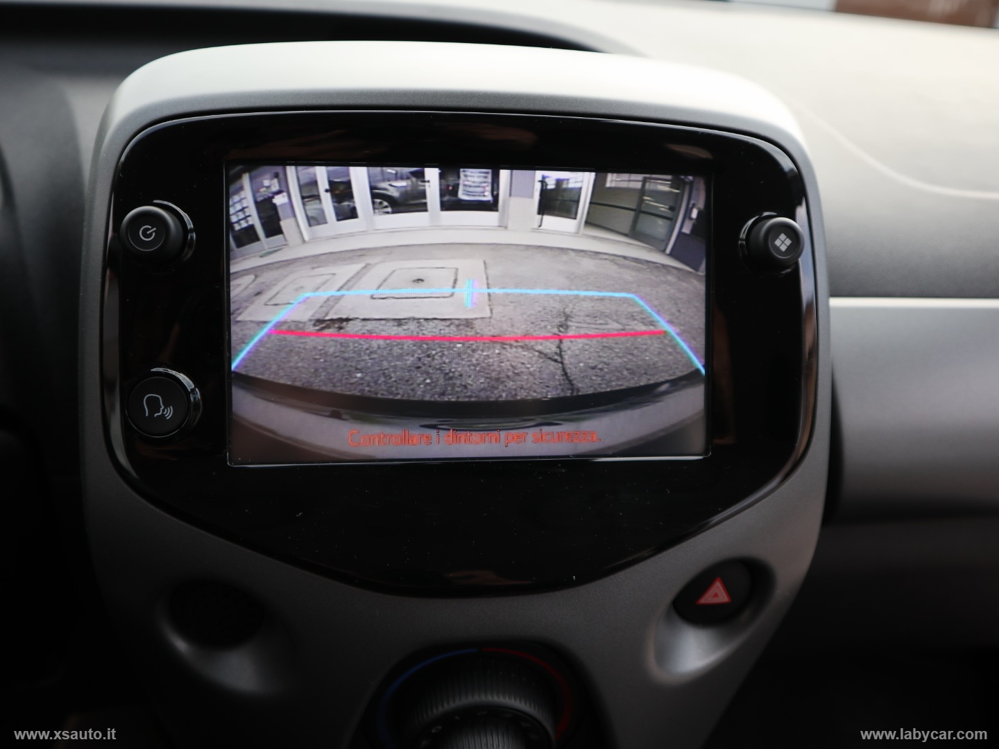 Aygo Con. 1.0 VVT-i 72CV 5p.x-music MMT - immagine 11