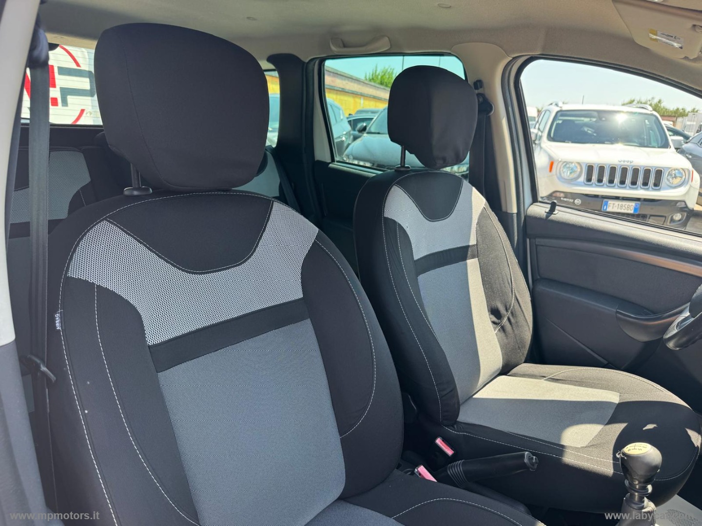 DUSTER AMBIANCE 1.5 dCi 110CV - immagine 11