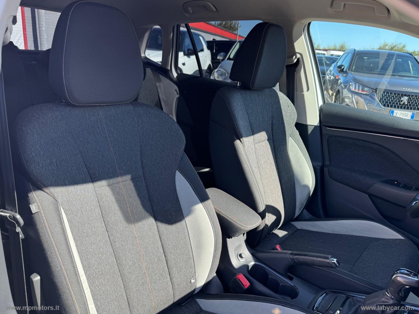 KAMIQ STYLE DSG 1.0 TSI 110CV AUTOMATICA - immagine 11